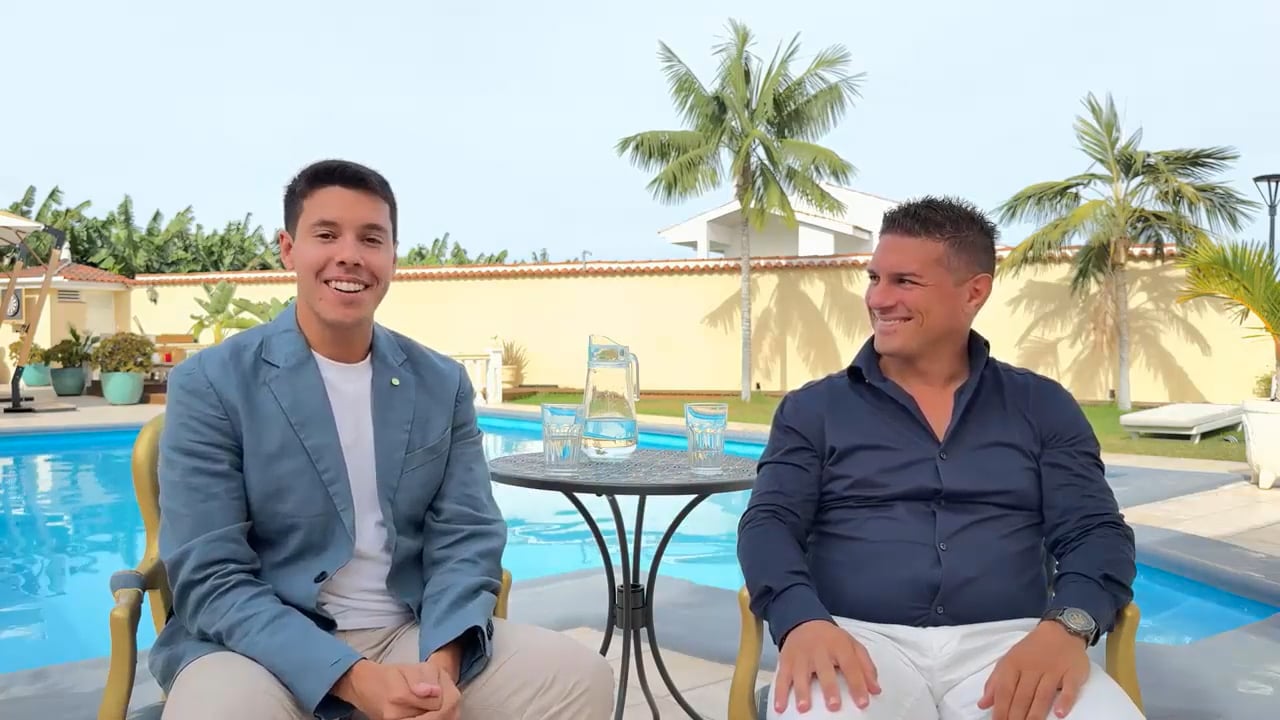 Fermo immagine dell'intervista tra Marco Gamberini e Felipe Orrego (Investitore Efficace)